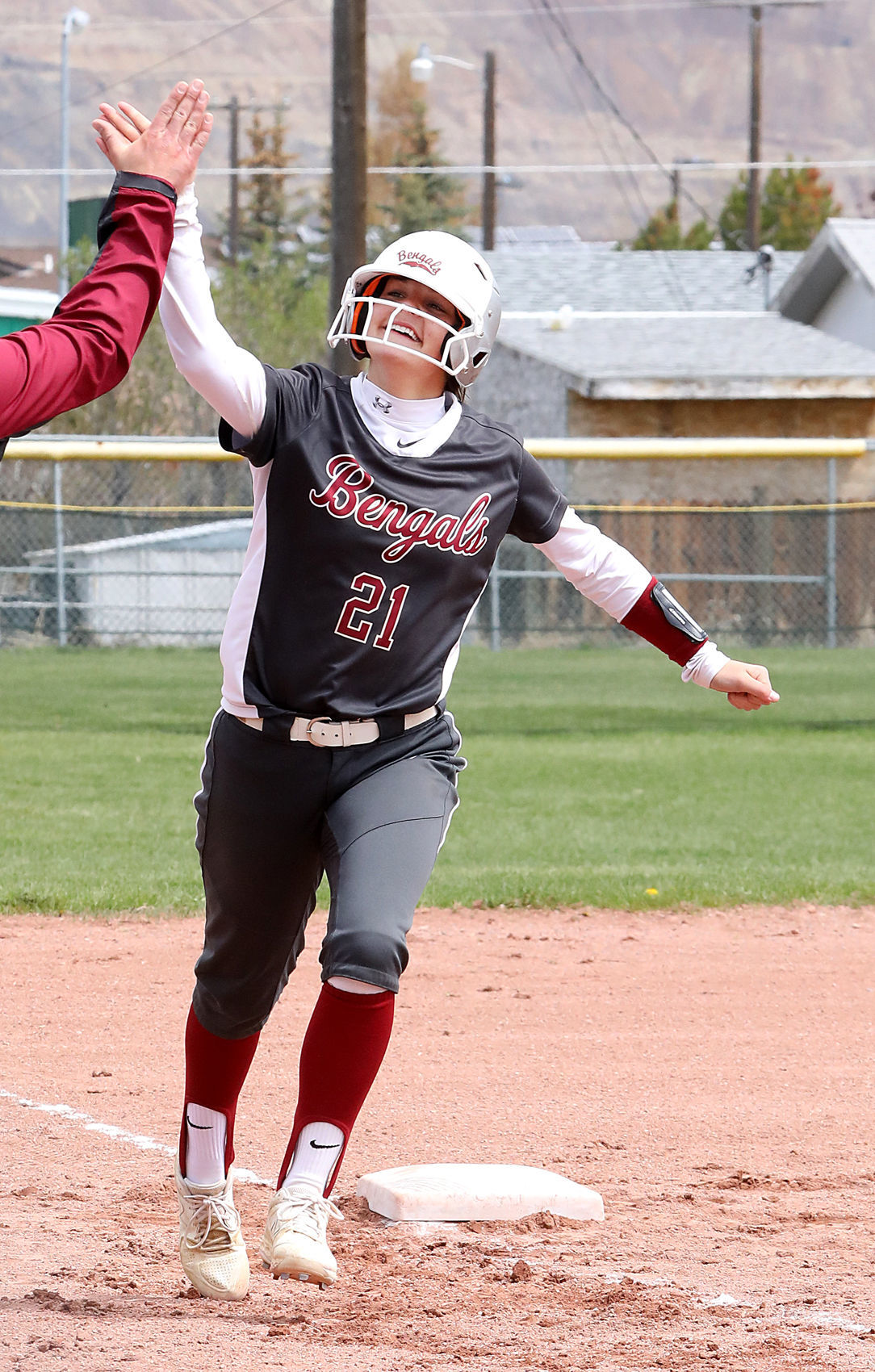 Rounding the bases